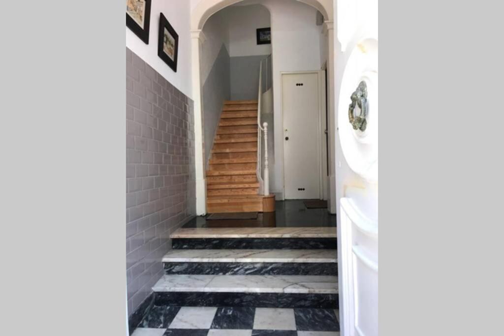 Cosy 3 Bedrooms At Campolide - 60 1a Apartamento *