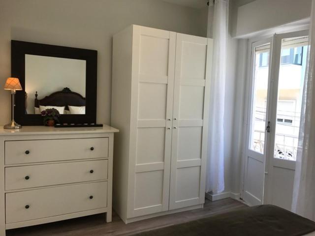 Apartamento Cosy 3 Bedrooms At Campolide - 60 1a *